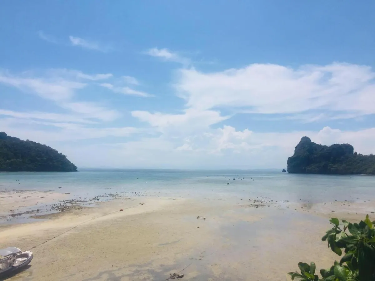 Albergue Dee Dee Sea Front Islas Phi Phi 0*,  Tailandia