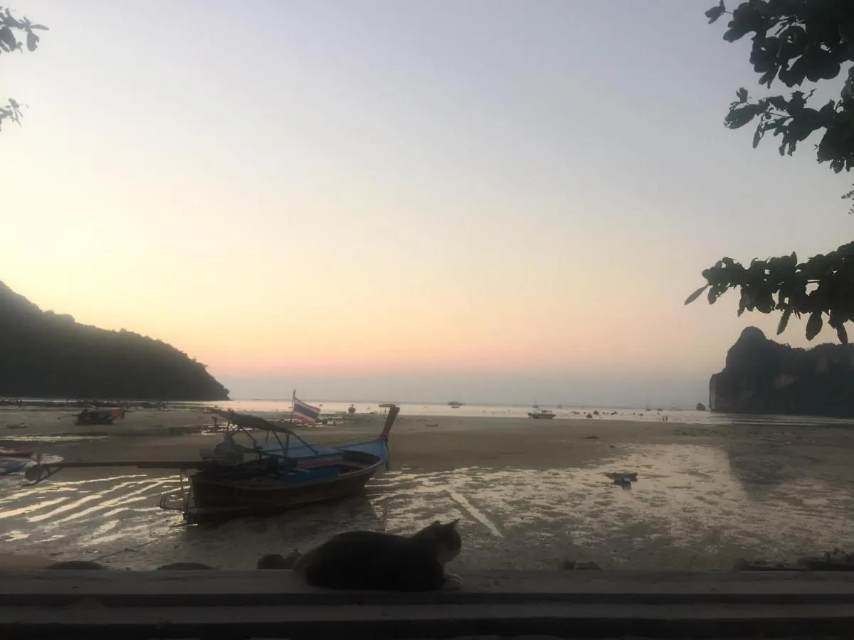 Albergue Dee Dee Sea Front Islas Phi Phi Hostal